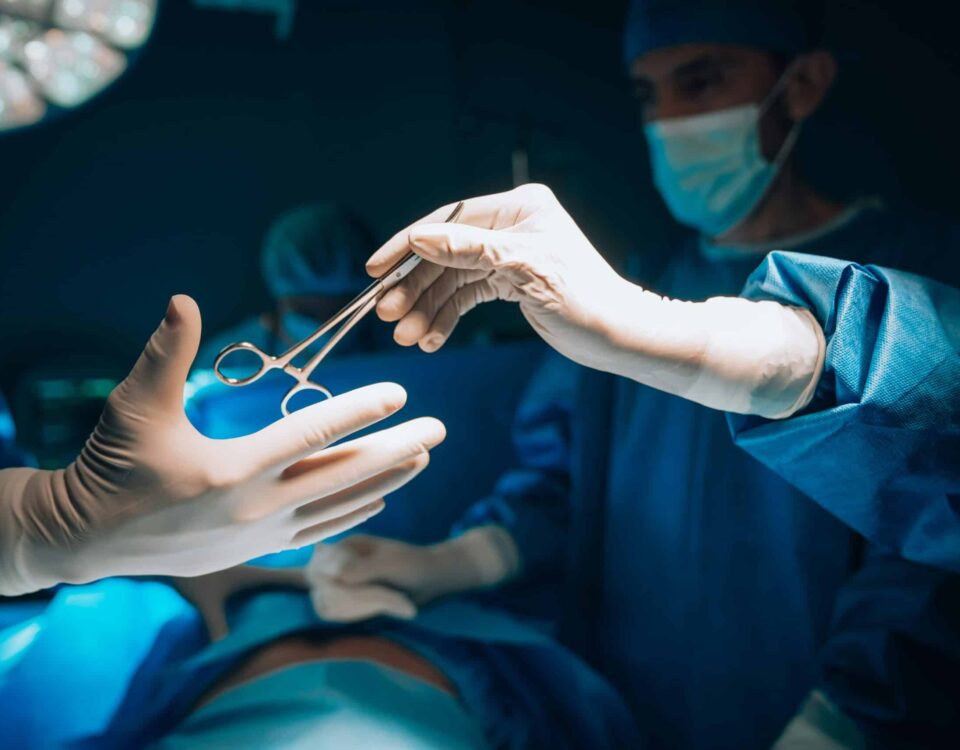 Understanding the Risks and Benefits of Robotic Surgery