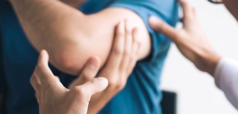 How an Osteoarthritis Specialist Can Help You Manage Pain