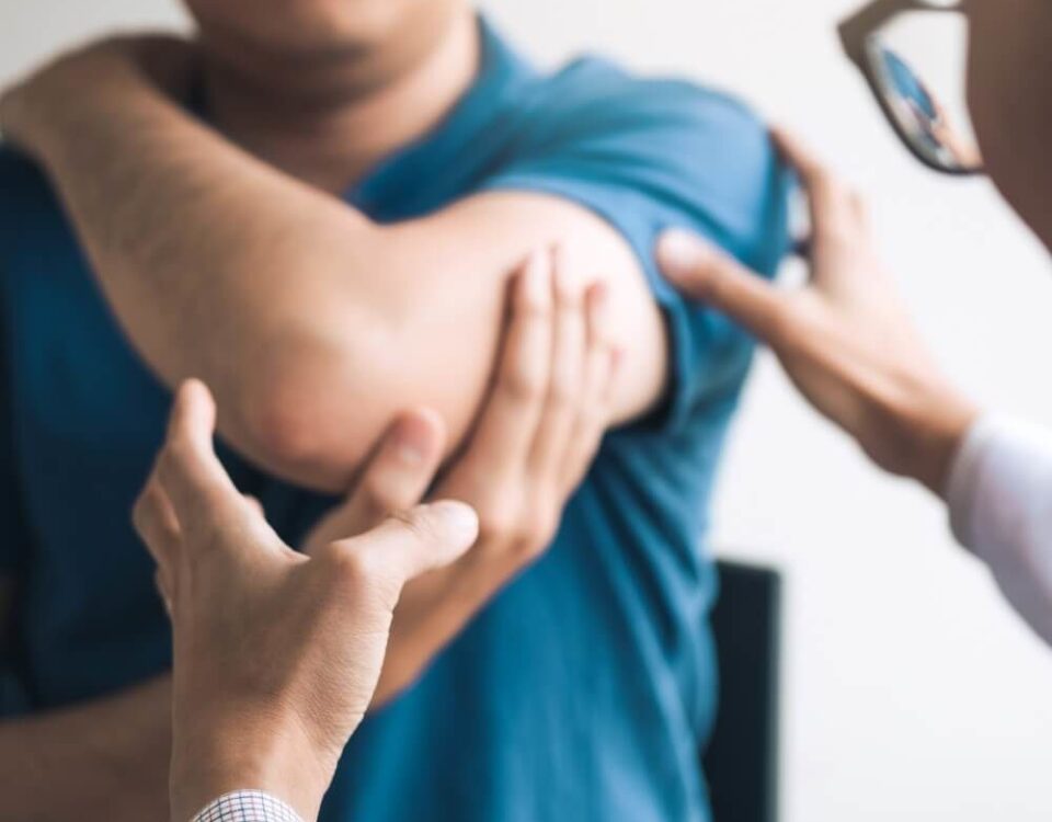 How an Osteoarthritis Specialist Can Help You Manage Pain