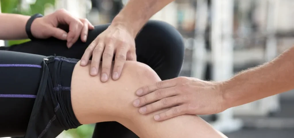Pain Management Strategies From a Knee Pain Specialist
